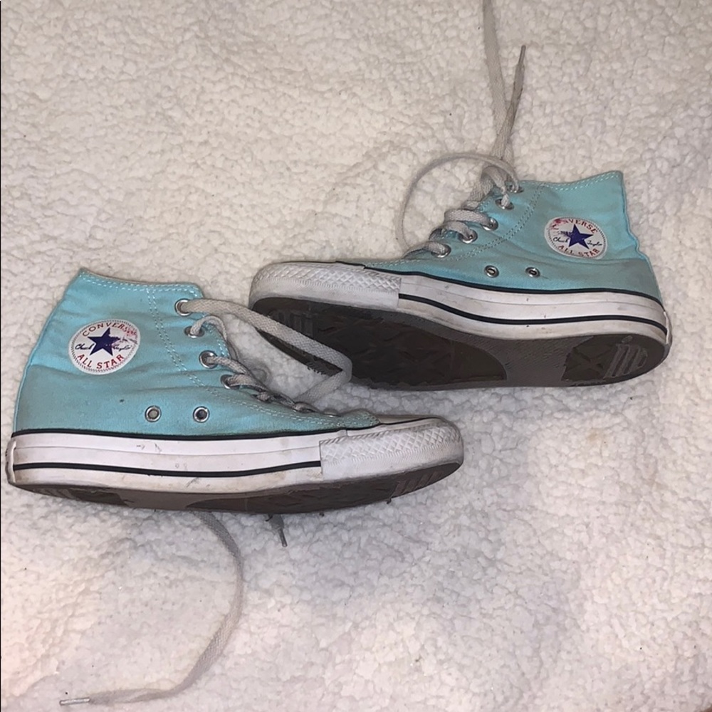 Blue all-star Converse
